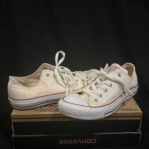 Converse Cream Low-Top Sneakers - Picture 1 of 3